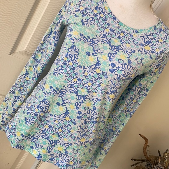 Lilly Pulitzer “Bianca’s Love L/S Luxletic Top - Picture 1 of 3